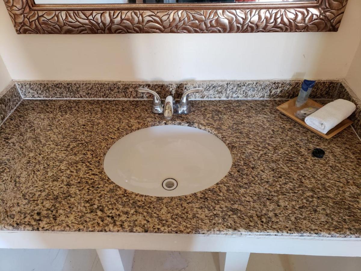 Durazno Inn Nuevo Casas Grandes Εξωτερικό φωτογραφία